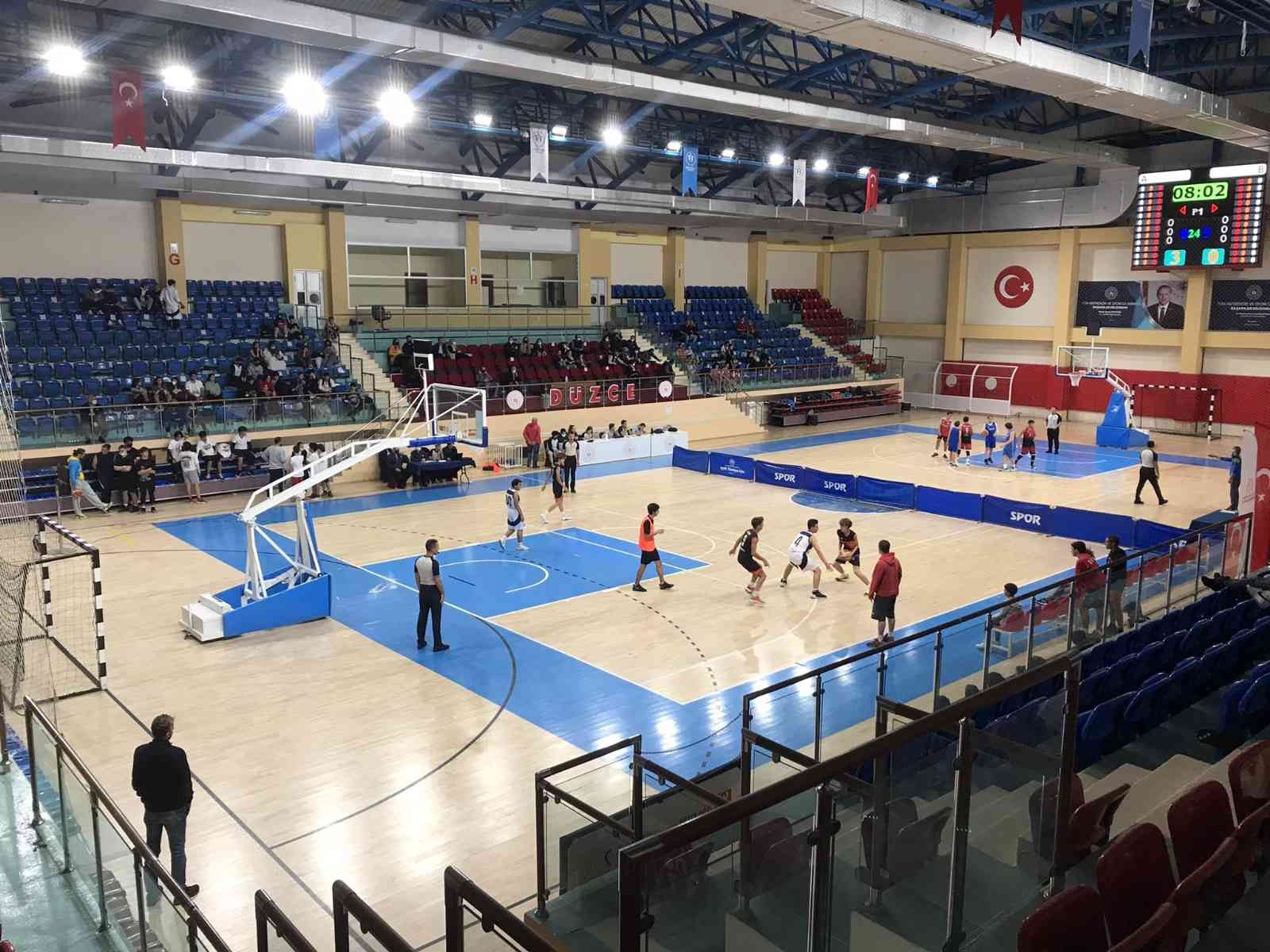 Düzce Cumayer kapalı spor salonu (Onursal Proje)